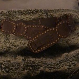 Beautiful distressed leather belts (M)